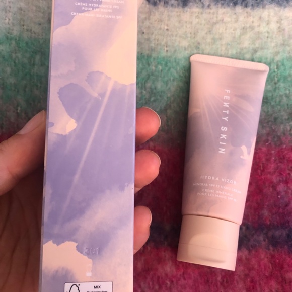 FENTY SKIN hydra vizor 40ml mineral spf 15 hand cream - Picture 4 of 9